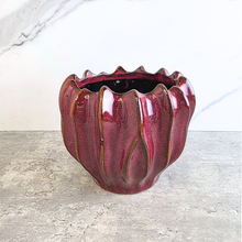 Load image into Gallery viewer, Elo Flowerpot
