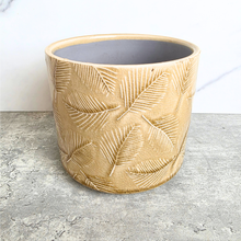 Load image into Gallery viewer, Tavo Flowerpot
