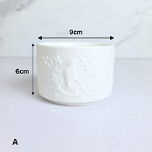 Load image into Gallery viewer, Orra Flowerpot (2 designs)

