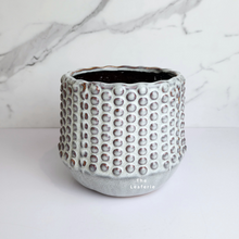 Load image into Gallery viewer, The Leaferie Jannike planter. ceramic pot. front view
