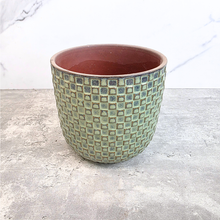 Load image into Gallery viewer, Chambery Flowerpot
