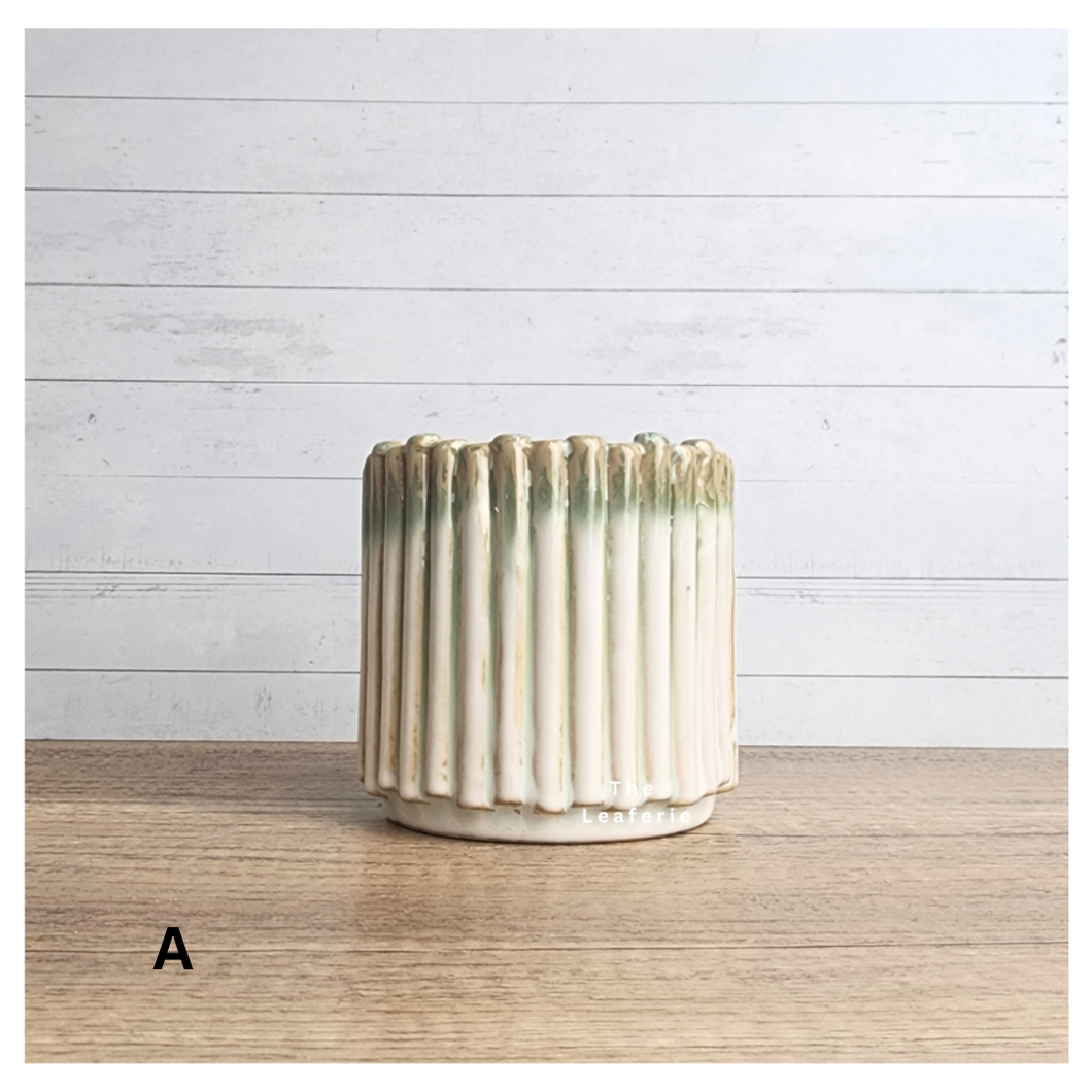 Olympia Flowerpot (2 designs)