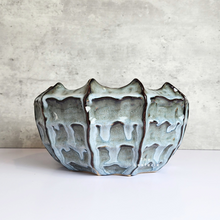 Load image into Gallery viewer, The Leaferie Fride Shallow pot. bluish ceramic planter.
