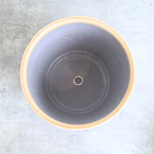 Load image into Gallery viewer, Tavo Flowerpot
