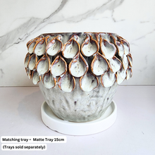 Load image into Gallery viewer, The Leaferie Handmade SMEG FLowerpot. ceramic material
