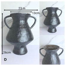 Load image into Gallery viewer, Lumi Leaferie signature pot . 6 designs 
