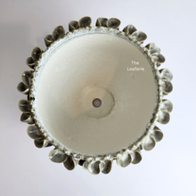 Load image into Gallery viewer, The Leaferie Handmade Luna pot. ceramic material
