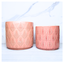 Load image into Gallery viewer, Liana Flowerpot
