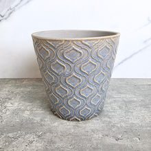 Load image into Gallery viewer, Agora Flowerpot

