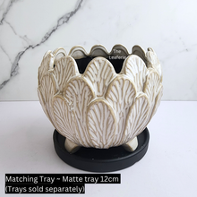 Load image into Gallery viewer, The Leaferie Lotus pot. ceramic material
