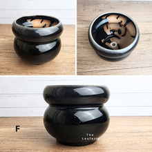 Load image into Gallery viewer, The Leaferie Mini Pots Series 8 . 9 designs ceramic pot.  Design F
