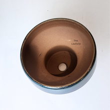 Load image into Gallery viewer, The Leaferie Luna Flowerpot . 3 colours ceramic material
