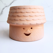 Load image into Gallery viewer, The Leaferie Yandel terracotta pot. 2 designs house collection
