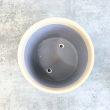 Load image into Gallery viewer, Emmett Flowerpot
