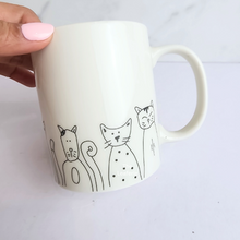 Load image into Gallery viewer, the Leaferie olivier series 5 . coffee cup and mug cat motif
