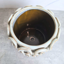 Load image into Gallery viewer, The Leaferie Orien Handmade pot. 3 designs ceramic pot.
