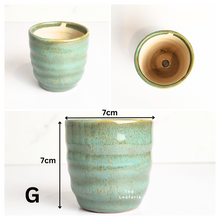 Load image into Gallery viewer, Petit Flowerpots (Series 10)
