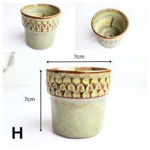 Load image into Gallery viewer, Petit Flowerpots (Series 18)
