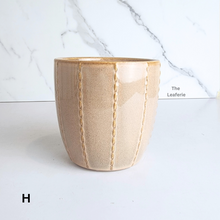 Load image into Gallery viewer, Mini Flowerpot (Series 12)
