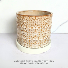 Load image into Gallery viewer, Trento Flowerpot

