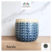 Load image into Gallery viewer, Aretie Flowerpot
