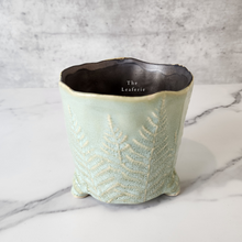 Load image into Gallery viewer, The Leaferie Brice plant pot. light green fern design . front and topview
