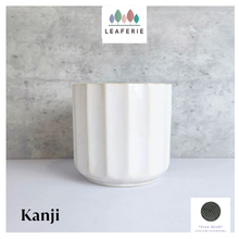 Load image into Gallery viewer, Kanji Flowerpot

