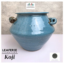 Load image into Gallery viewer, Koji Leafeire signature Blue ceramic pot with handles. Ceramic material
