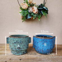Load image into Gallery viewer, The Leaferie Etain planter. made from ceramic. 2 colours front view and size
