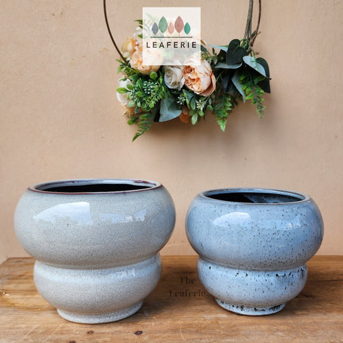 The Leaferie Cedric ceramic pot. 2 designs . front view
