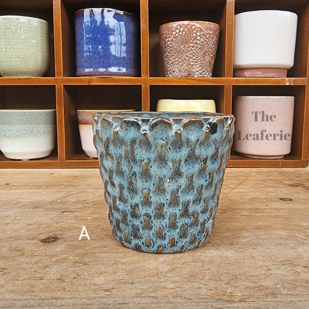 The Leaferie Petit pots Series 8. small ceramic pots suitable for succulents. 12 designs.  Design A