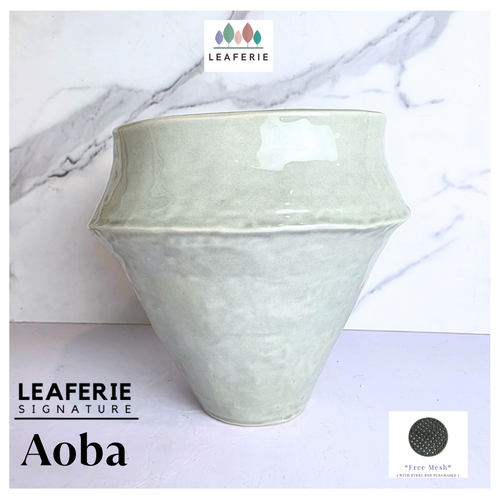 Aoba Leaferie Signature  Light green ceramic pot 