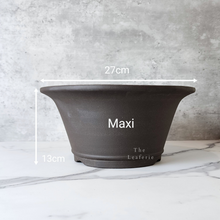 Load image into Gallery viewer, The Leaferie Bonsai plant pots Series 20. Material Zisha 3 sizes . Front view of Maxi Size

