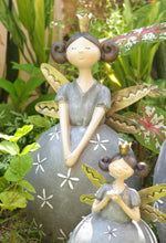 Load image into Gallery viewer, The Leaferie Angelo garden decoration. Mani and petit size front view made from Resin
