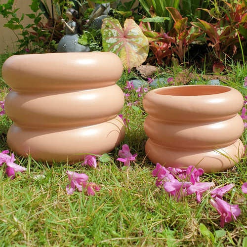The Leaferie Sissi michelin pot. ceramic material