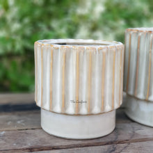 Load image into Gallery viewer, The Leaferie congo planter . ceramic plant pot. beige colour 2 sizes. front view of Mini
