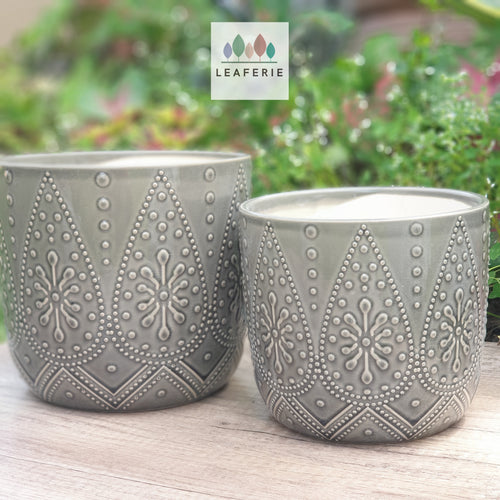 The Leaferie Rhodes grey ceramic pot. 2 sizes. 