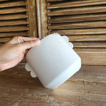 Load image into Gallery viewer, The Leaferie tiber white plant pot . ceramic material
