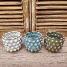 Load image into Gallery viewer, The Leaferie Pinka pot. 3 colours ceramic pot with studs.
