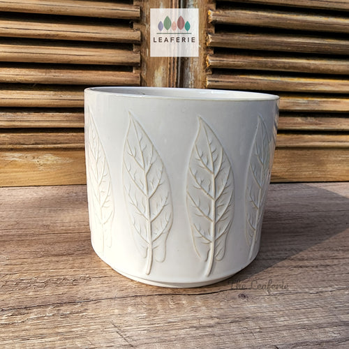The Leaferie Hodna white ceramic pot. 3 sizes. pot with leaf motif