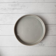 Load image into Gallery viewer, Patterned Ceramic round trays (4 colours)
