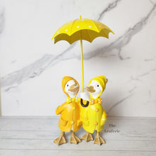 Load image into Gallery viewer, The Leaferie Damien the duck garden decoration.Yellow ducks with umbrella. 2 designs front view design A
