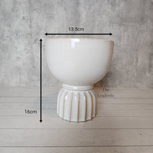 Load image into Gallery viewer, The Leaferie Ardara ceramic white plant pot. front view. measurement
