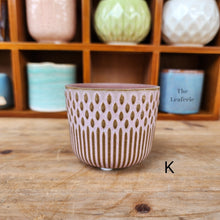 Load image into Gallery viewer, The Leaferie Petit pots series 6 . 12 ceramic small pots. suitable for succulents. Design K
