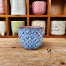 Load image into Gallery viewer, The Leaferie Petit pots series 7. 17 designs ceramic planter. suitable for succulents. design M

