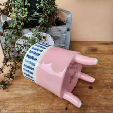 Load image into Gallery viewer, The Leaferie Rosalie mini pot with stand. 4 designs ceramic pot. Pink pot A 
