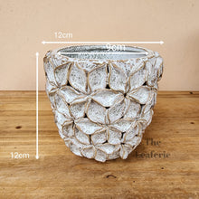 Load image into Gallery viewer, The Leaferie Bevin plant pot . ceramic flowerpot . front view . size
