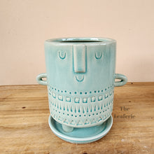 Load image into Gallery viewer, The Leaferie Deidre plant pot with tray. comes in 2 colours . Front view of design A
