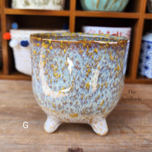 Load image into Gallery viewer, The Leaferie MIni Pots Series 4. 15 ceramic small pots designs. view of designs G
